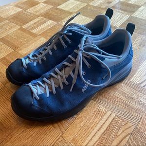 Asolo Gore Tex Suede hiking shoes 13 Vibram sole